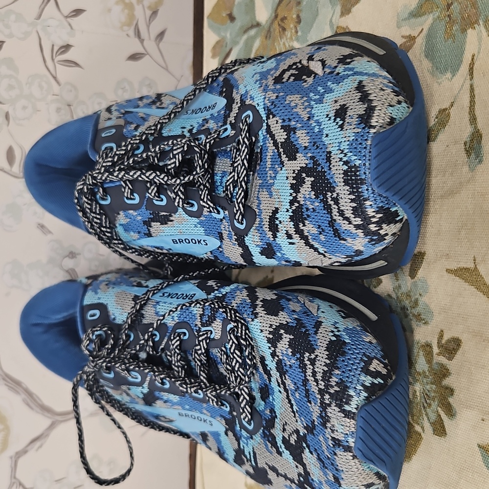 Brooks GHOST Vibrant Blue Camouflage Sneakers MENS SIZE 9.5 OR WOMEN 11 - Picture 5 of 12